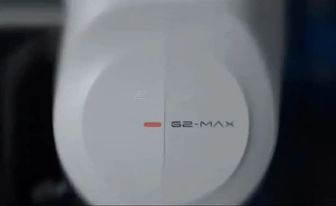 A close-up of the AgiBot Genie G2 Max robot demonstrated at the exhibition.